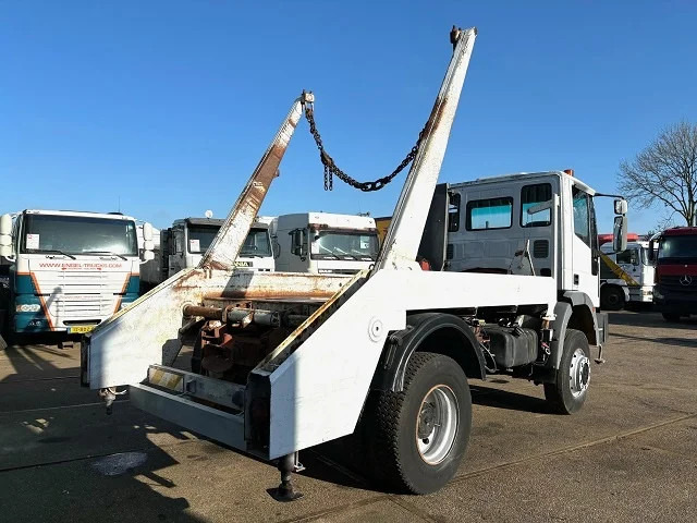 Iveco Eurocargo 135E23WR 4x4 FULL STEEL PORTAL CONTAINER (EURO 2 / ZF MANUAL GEARBOX / REDUCTION AXLES / FULL STEEL SUSPENSION) - Nostovarsi-vaihtolavakuorma kuorma-auto: kuva Iveco Eurocargo 135E23WR 4x4 FULL STEEL PORTAL CONTAINER (EURO 2 / ZF MANUAL GEARBOX / REDUCTION AXLES / FULL STEEL SUSPENSION) - Nostovarsi-vaihtolavakuorma kuorma-auto Iveco Eurocargo 135E23WR 4x4 FULL STEEL PORTAL CONTAINER (EURO 2 / ZF MANUAL GEARBOX / REDUCTION AXLES / FULL STEEL SUSPENSION) - Nostovarsi-vaihtolavakuorma kuorma-auto: kuva Iveco Eurocargo 135E23WR 4x4 FULL STEEL PORTAL CONTAINER (EURO 2 / ZF MANUAL GEARBOX / REDUCTION AXLES / FULL STEEL SUSPENSION) - Nostovarsi-vaihtolavakuorma kuorma-auto