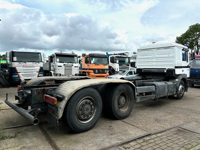 MAN 26.414 FNL-T (6-CILINDERHEADS) 6x4 CHASSIS (EURO 2 / ZF16 MANUAL GEARBOX / REDUCTION AXLES) - Kuorma-auto alusta: kuva MAN 26.414 FNL-T (6-CILINDERHEADS) 6x4 CHASSIS (EURO 2 / ZF16 MANUAL GEARBOX / REDUCTION AXLES) - Kuorma-auto alusta MAN 26.414 FNL-T (6-CILINDERHEADS) 6x4 CHASSIS (EURO 2 / ZF16 MANUAL GEARBOX / REDUCTION AXLES) - Kuorma-auto alusta: kuva MAN 26.414 FNL-T (6-CILINDERHEADS) 6x4 CHASSIS (EURO 2 / ZF16 MANUAL GEARBOX / REDUCTION AXLES) - Kuorma-auto alusta