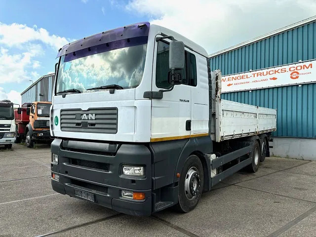 MAN TGA 26.410 XL 6x2 KIPPER (6-CILINDER HEADS) (ZF16 MANUAL GEARBOX / LIFT-AXLE / HYDRAULIC KIT / AIRCONDITIONING) - Kippiauto kuorma-auto: kuva MAN TGA 26.410 XL 6x2 KIPPER (6-CILINDER HEADS) (ZF16 MANUAL GEARBOX / LIFT-AXLE / HYDRAULIC KIT / AIRCONDITIONING) - Kippiauto kuorma-auto MAN TGA 26.410 XL 6x2 KIPPER (6-CILINDER HEADS) (ZF16 MANUAL GEARBOX / LIFT-AXLE / HYDRAULIC KIT / AIRCONDITIONING) - Kippiauto kuorma-auto: kuva MAN TGA 26.410 XL 6x2 KIPPER (6-CILINDER HEADS) (ZF16 MANUAL GEARBOX / LIFT-AXLE / HYDRAULIC KIT / AIRCONDITIONING) - Kippiauto kuorma-auto