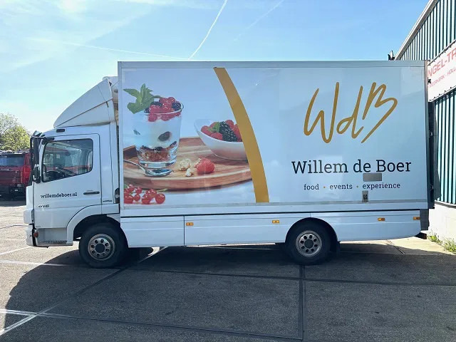 Mercedes-Benz Atego 816 L 4x2 ORIGINAL DUTCH COOLER TRUCK WITH CARRIER XARIOS 600D/E (MANUAL GEARBOX / AIRCONDITIONING / 2.000 KG. TAILLIFT) - Refrigeraattori kuorma-auto: kuva Mercedes-Benz Atego 816 L 4x2 ORIGINAL DUTCH COOLER TRUCK WITH CARRIER XARIOS 600D/E (MANUAL GEARBOX / AIRCONDITIONING / 2.000 KG. TAILLIFT) - Refrigeraattori kuorma-auto Mercedes-Benz Atego 816 L 4x2 ORIGINAL DUTCH COOLER TRUCK WITH CARRIER XARIOS 600D/E (MANUAL GEARBOX / AIRCONDITIONING / 2.000 KG. TAILLIFT) - Refrigeraattori kuorma-auto: kuva Mercedes-Benz Atego 816 L 4x2 ORIGINAL DUTCH COOLER TRUCK WITH CARRIER XARIOS 600D/E (MANUAL GEARBOX / AIRCONDITIONING / 2.000 KG. TAILLIFT) - Refrigeraattori kuorma-auto