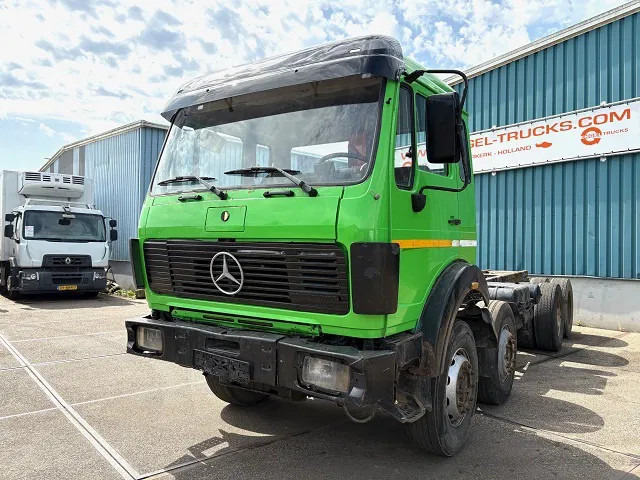 Mercedes-Benz SK 3335K 8x4 FULL STEEL CHASSIS (ZF16 MANUAL GEARBOX / RETARDER / FULL STEEL SUSPENSION / REDUCTION AXLES) - Kuorma-auto alusta: kuva Mercedes-Benz SK 3335K 8x4 FULL STEEL CHASSIS (ZF16 MANUAL GEARBOX / RETARDER / FULL STEEL SUSPENSION / REDUCTION AXLES) - Kuorma-auto alusta Mercedes-Benz SK 3335K 8x4 FULL STEEL CHASSIS (ZF16 MANUAL GEARBOX / RETARDER / FULL STEEL SUSPENSION / REDUCTION AXLES) - Kuorma-auto alusta: kuva Mercedes-Benz SK 3335K 8x4 FULL STEEL CHASSIS (ZF16 MANUAL GEARBOX / RETARDER / FULL STEEL SUSPENSION / REDUCTION AXLES) - Kuorma-auto alusta