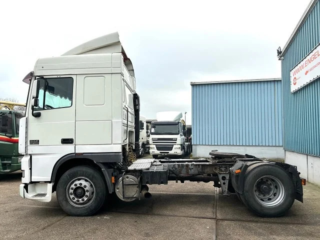 DAF 95.380 XF SPACECAB (EURO 2 (MECHANICAL PUMP & INJECTORS) / ZF16 MANUAL GEARBOX / AIRCONDITIONING) - Vetopöytäauto: kuva DAF 95.380 XF SPACECAB (EURO 2 (MECHANICAL PUMP & INJECTORS) / ZF16 MANUAL GEARBOX / AIRCONDITIONING) - Vetopöytäauto DAF 95.380 XF SPACECAB (EURO 2 (MECHANICAL PUMP & INJECTORS) / ZF16 MANUAL GEARBOX / AIRCONDITIONING) - Vetopöytäauto: kuva DAF 95.380 XF SPACECAB (EURO 2 (MECHANICAL PUMP & INJECTORS) / ZF16 MANUAL GEARBOX / AIRCONDITIONING) - Vetopöytäauto