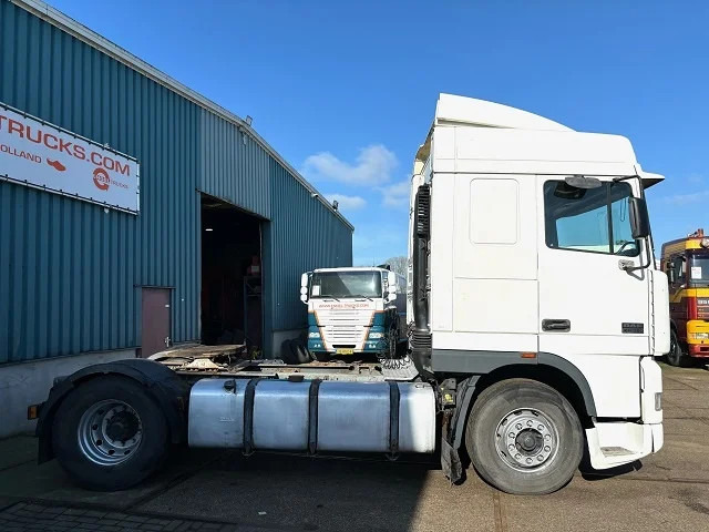 DAF 95.380 XF SPACECAB (EURO 2 / ZF16 MANUAL GEARBOX / D.E.B. ENGINE BRAKE / AIRCONDITIONING) - Vetopöytäauto: kuva DAF 95.380 XF SPACECAB (EURO 2 / ZF16 MANUAL GEARBOX / D.E.B. ENGINE BRAKE / AIRCONDITIONING) - Vetopöytäauto DAF 95.380 XF SPACECAB (EURO 2 / ZF16 MANUAL GEARBOX / D.E.B. ENGINE BRAKE / AIRCONDITIONING) - Vetopöytäauto: kuva DAF 95.380 XF SPACECAB (EURO 2 / ZF16 MANUAL GEARBOX / D.E.B. ENGINE BRAKE / AIRCONDITIONING) - Vetopöytäauto