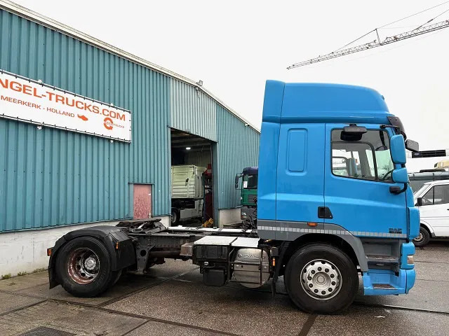 DAF CF 85.460 SPACECAB (ZF16 MANUAL GEARBOX / MX-BRAKE / AIRCONDITIONING / EURO 5) - Vetopöytäauto: kuva DAF CF 85.460 SPACECAB (ZF16 MANUAL GEARBOX / MX-BRAKE / AIRCONDITIONING / EURO 5) - Vetopöytäauto DAF CF 85.460 SPACECAB (ZF16 MANUAL GEARBOX / MX-BRAKE / AIRCONDITIONING / EURO 5) - Vetopöytäauto: kuva DAF CF 85.460 SPACECAB (ZF16 MANUAL GEARBOX / MX-BRAKE / AIRCONDITIONING / EURO 5) - Vetopöytäauto