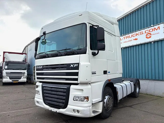 Vetopöytäauto DAF XF 105.460 ATE SPACECAB 4x2 ONLY 835.500 KM (ZF-MANUAL GEARBOX / ZF-INTARDER / AIRCONDITIONING / EURO 5): kuva Vetopöytäauto DAF XF 105.460 ATE SPACECAB 4x2 ONLY 835.500 KM (ZF-MANUAL GEARBOX / ZF-INTARDER / AIRCONDITIONING / EURO 5)