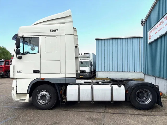 DAF XF 105.460 SPACECAB (4 IDENTICAL UNITS AVAILBLE) (ZF16 MANUAL GEARBOX / MX-BRAKE / 870+430 LITER TANK / FRIDGE / AIRCONDITIONING - Vetopöytäauto: kuva DAF XF 105.460 SPACECAB (4 IDENTICAL UNITS AVAILBLE) (ZF16 MANUAL GEARBOX / MX-BRAKE / 870+430 LITER TANK / FRIDGE / AIRCONDITIONING - Vetopöytäauto DAF XF 105.460 SPACECAB (4 IDENTICAL UNITS AVAILBLE) (ZF16 MANUAL GEARBOX / MX-BRAKE / 870+430 LITER TANK / FRIDGE / AIRCONDITIONING - Vetopöytäauto: kuva DAF XF 105.460 SPACECAB (4 IDENTICAL UNITS AVAILBLE) (ZF16 MANUAL GEARBOX / MX-BRAKE / 870+430 LITER TANK / FRIDGE / AIRCONDITIONING - Vetopöytäauto