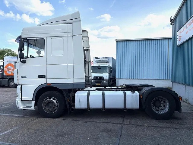 DAF XF 105.460 SPACECAB (ZF-MANUAL GEARBOX / 2x DIESELTANK / MX-ENGINE BRAKE / AIRCONDITIONING / FRIDGE / ETC. - Vetopöytäauto: kuva DAF XF 105.460 SPACECAB (ZF-MANUAL GEARBOX / 2x DIESELTANK / MX-ENGINE BRAKE / AIRCONDITIONING / FRIDGE / ETC. - Vetopöytäauto DAF XF 105.460 SPACECAB (ZF-MANUAL GEARBOX / 2x DIESELTANK / MX-ENGINE BRAKE / AIRCONDITIONING / FRIDGE / ETC. - Vetopöytäauto: kuva DAF XF 105.460 SPACECAB (ZF-MANUAL GEARBOX / 2x DIESELTANK / MX-ENGINE BRAKE / AIRCONDITIONING / FRIDGE / ETC. - Vetopöytäauto