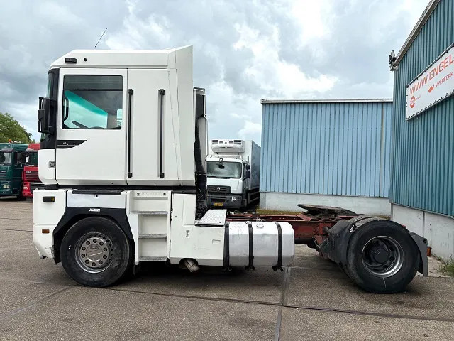 Renault Magnum 440 E-TECH 4x2 (ZF16 MANUAL GEARBOX / RETARDER / REDUCTION AXLE / AIRCONDITIONING) - Vetopöytäauto: kuva Renault Magnum 440 E-TECH 4x2 (ZF16 MANUAL GEARBOX / RETARDER / REDUCTION AXLE / AIRCONDITIONING) - Vetopöytäauto Renault Magnum 440 E-TECH 4x2 (ZF16 MANUAL GEARBOX / RETARDER / REDUCTION AXLE / AIRCONDITIONING) - Vetopöytäauto: kuva Renault Magnum 440 E-TECH 4x2 (ZF16 MANUAL GEARBOX / RETARDER / REDUCTION AXLE / AIRCONDITIONING) - Vetopöytäauto