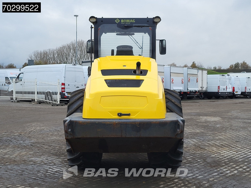 Bomag BW219 DH-5 - Jyrä: kuva Bomag BW219 DH-5 - Jyrä Bomag BW219 DH-5 - Jyrä: kuva Bomag BW219 DH-5 - Jyrä