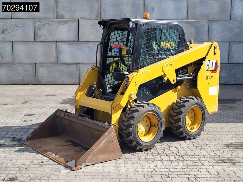 Caterpillar 226 D3 BUCKET + FORKS - Liukuohjattu kuormaaja: kuva Caterpillar 226 D3 BUCKET + FORKS - Liukuohjattu kuormaaja Caterpillar 226 D3 BUCKET + FORKS - Liukuohjattu kuormaaja: kuva Caterpillar 226 D3 BUCKET + FORKS - Liukuohjattu kuormaaja