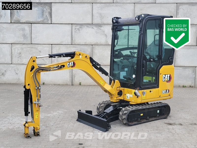 Caterpillar 301.6 - Minikuormaaja: kuva Caterpillar 301.6 - Minikuormaaja Caterpillar 301.6 - Minikuormaaja: kuva Caterpillar 301.6 - Minikuormaaja