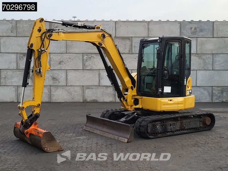 Caterpillar 305 E2 CR 3 Buckets - Telakaivukone: kuva Caterpillar 305 E2 CR 3 Buckets - Telakaivukone Caterpillar 305 E2 CR 3 Buckets - Telakaivukone: kuva Caterpillar 305 E2 CR 3 Buckets - Telakaivukone