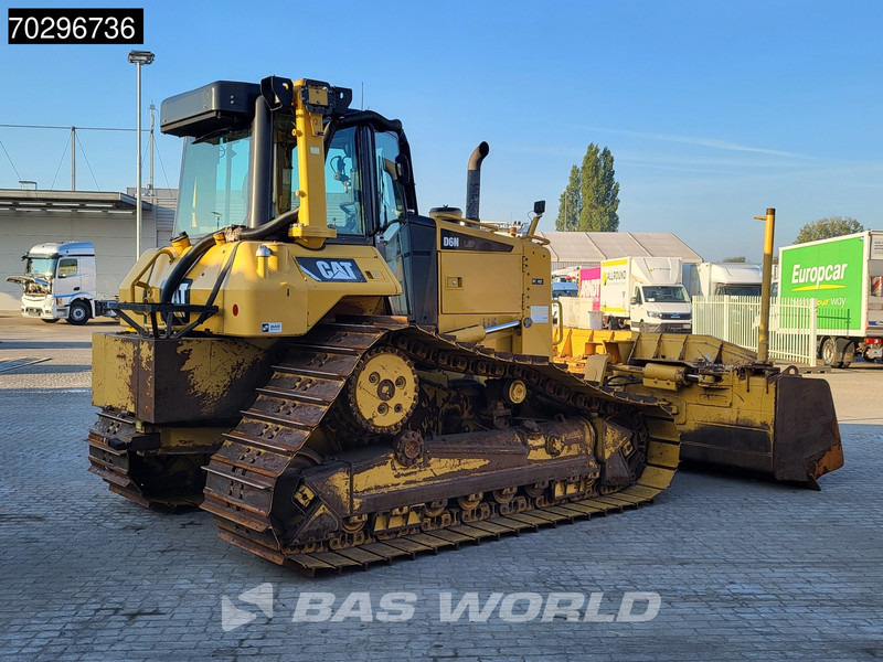 Puskutraktori Caterpillar D6 N LGP Foldable Blade: kuva Puskutraktori Caterpillar D6 N LGP Foldable Blade