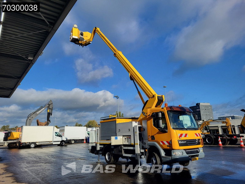 DAF LF45.180 LF 4X2 NL-Truck Ruthmann 18mtr Telescopic Arm Hubarbeitsbühne Automatic Euro 5 - Nosturiauto: kuva DAF LF45.180 LF 4X2 NL-Truck Ruthmann 18mtr Telescopic Arm Hubarbeitsbühne Automatic Euro 5 - Nosturiauto DAF LF45.180 LF 4X2 NL-Truck Ruthmann 18mtr Telescopic Arm Hubarbeitsbühne Automatic Euro 5 - Nosturiauto: kuva DAF LF45.180 LF 4X2 NL-Truck Ruthmann 18mtr Telescopic Arm Hubarbeitsbühne Automatic Euro 5 - Nosturiauto