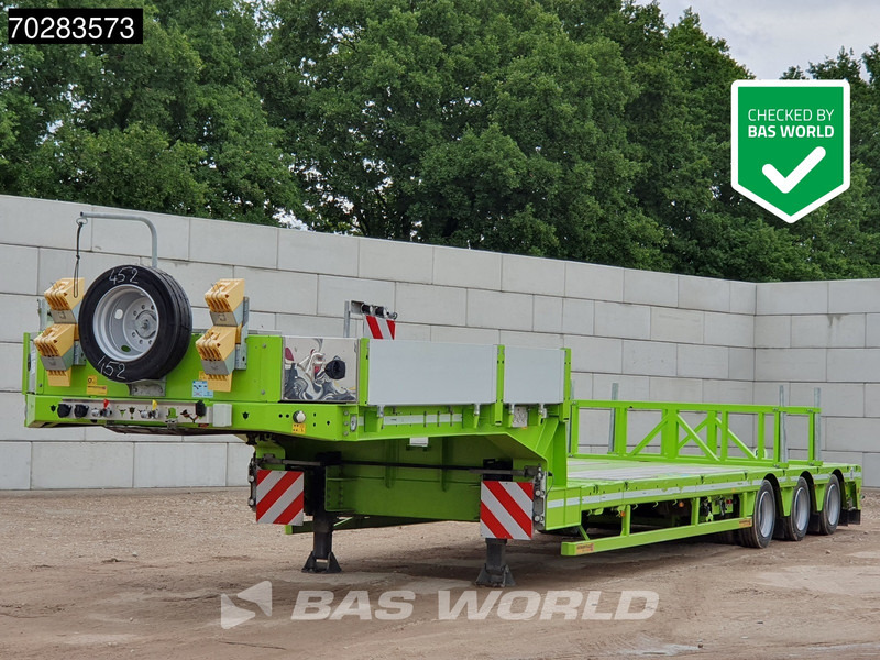 Faymonville F-S43-1AAF 3 axles Extendable Twistlocks 3x Hydraulic Steering Galvanised - Apuvaunu puoliperävaunu: kuva Faymonville F-S43-1AAF 3 axles Extendable Twistlocks 3x Hydraulic Steering Galvanised - Apuvaunu puoliperävaunu Faymonville F-S43-1AAF 3 axles Extendable Twistlocks 3x Hydraulic Steering Galvanised - Apuvaunu puoliperävaunu: kuva Faymonville F-S43-1AAF 3 axles Extendable Twistlocks 3x Hydraulic Steering Galvanised - Apuvaunu puoliperävaunu
