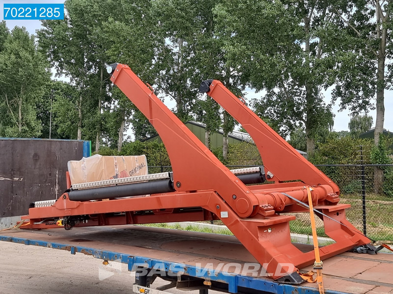 HYVA NG 2018 VAXL 6X2 18 tons HYVA SKIPLOADER ABSETZKIPPER 6x2 - Nostovarsi-vaihtolavakuorma kuorma-auto: kuva HYVA NG 2018 VAXL 6X2 18 tons HYVA SKIPLOADER ABSETZKIPPER 6x2 - Nostovarsi-vaihtolavakuorma kuorma-auto HYVA NG 2018 VAXL 6X2 18 tons HYVA SKIPLOADER ABSETZKIPPER 6x2 - Nostovarsi-vaihtolavakuorma kuorma-auto: kuva HYVA NG 2018 VAXL 6X2 18 tons HYVA SKIPLOADER ABSETZKIPPER 6x2 - Nostovarsi-vaihtolavakuorma kuorma-auto
