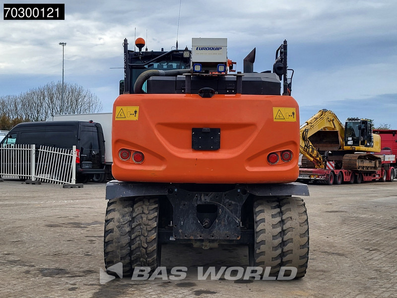 Hitachi ZX140W -6 - Pyöräalustainen kaivinkone: kuva Hitachi ZX140W -6 - Pyöräalustainen kaivinkone Hitachi ZX140W -6 - Pyöräalustainen kaivinkone: kuva Hitachi ZX140W -6 - Pyöräalustainen kaivinkone