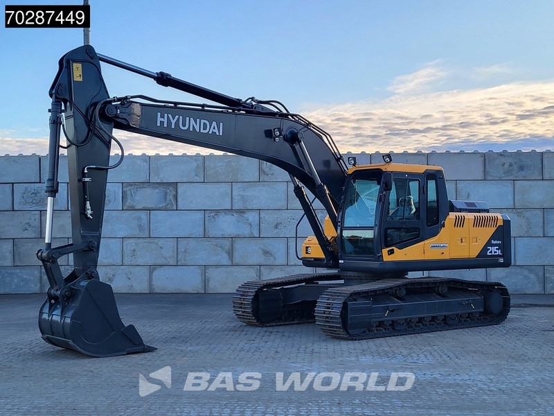 Hyundai R215 L - Telakaivukone: kuva Hyundai R215 L - Telakaivukone Hyundai R215 L - Telakaivukone: kuva Hyundai R215 L - Telakaivukone