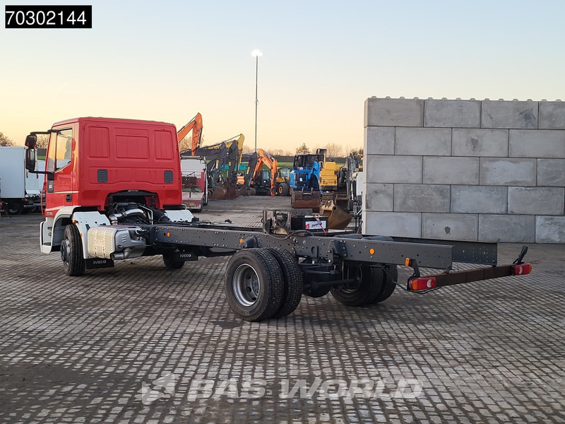 Iveco Eurocargo 160E320 4X2 NEW! 16T chassis 2016 production Euro 6 - Kuorma-auto alusta: kuva Iveco Eurocargo 160E320 4X2 NEW! 16T chassis 2016 production Euro 6 - Kuorma-auto alusta Iveco Eurocargo 160E320 4X2 NEW! 16T chassis 2016 production Euro 6 - Kuorma-auto alusta: kuva Iveco Eurocargo 160E320 4X2 NEW! 16T chassis 2016 production Euro 6 - Kuorma-auto alusta