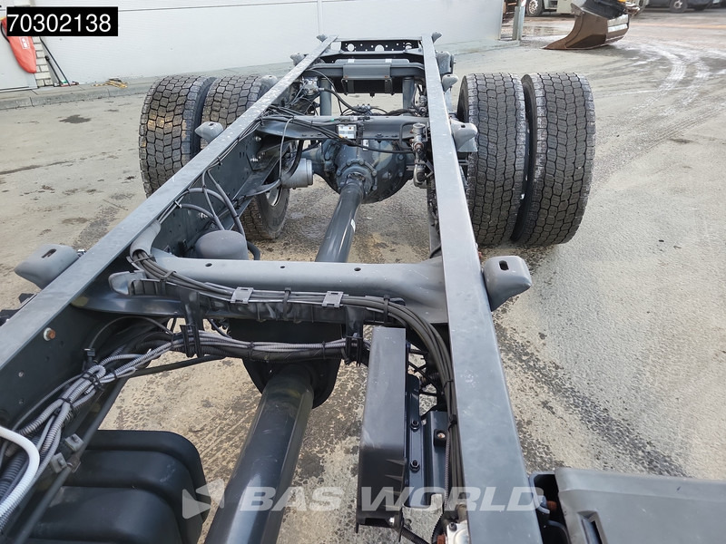 Uusi Kuorma-auto alusta Iveco Eurocargo 180E280 4X2 NEW! 18T chassis 2018 production Euro 6: kuva Uusi Kuorma-auto alusta Iveco Eurocargo 180E280 4X2 NEW! 18T chassis 2018 production Euro 6