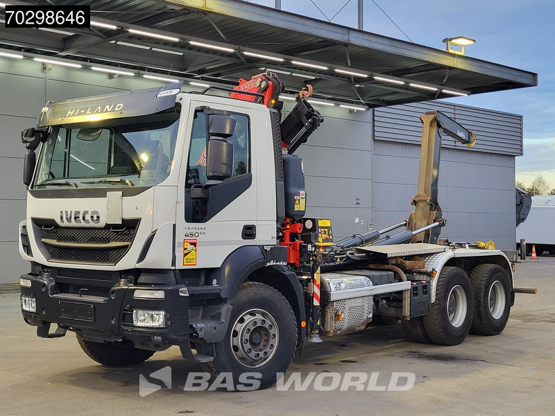 Iveco Trakker 450 6X4 Fassi F120B.2.22 Crane Marrel AL16S50 Retarder Big-axle Euro 6 - Koukkulava kuorma-auto, Nosturiauto: kuva Iveco Trakker 450 6X4 Fassi F120B.2.22 Crane Marrel AL16S50 Retarder Big-axle Euro 6 - Koukkulava kuorma-auto, Nosturiauto Iveco Trakker 450 6X4 Fassi F120B.2.22 Crane Marrel AL16S50 Retarder Big-axle Euro 6 - Koukkulava kuorma-auto, Nosturiauto: kuva Iveco Trakker 450 6X4 Fassi F120B.2.22 Crane Marrel AL16S50 Retarder Big-axle Euro 6 - Koukkulava kuorma-auto, Nosturiauto