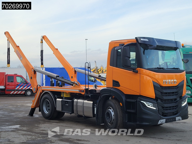 Iveco X-Way 360 4X2 NEW! HIAB 12tons skiploader Automatic Euro 6 - Nostovarsi-vaihtolavakuorma kuorma-auto: kuva Iveco X-Way 360 4X2 NEW! HIAB 12tons skiploader Automatic Euro 6 - Nostovarsi-vaihtolavakuorma kuorma-auto Iveco X-Way 360 4X2 NEW! HIAB 12tons skiploader Automatic Euro 6 - Nostovarsi-vaihtolavakuorma kuorma-auto: kuva Iveco X-Way 360 4X2 NEW! HIAB 12tons skiploader Automatic Euro 6 - Nostovarsi-vaihtolavakuorma kuorma-auto