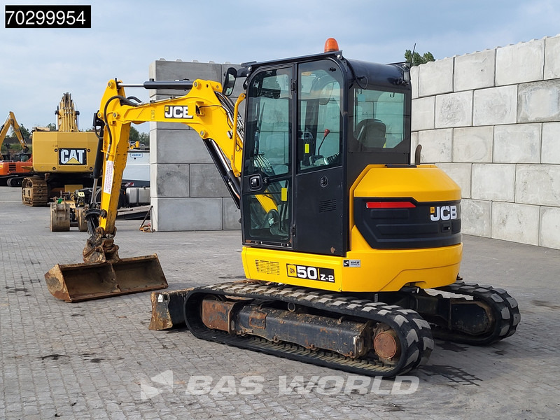 JCB 50Z-2 3 BUCKETS - Minikuormaaja: kuva JCB 50Z-2 3 BUCKETS - Minikuormaaja JCB 50Z-2 3 BUCKETS - Minikuormaaja: kuva JCB 50Z-2 3 BUCKETS - Minikuormaaja