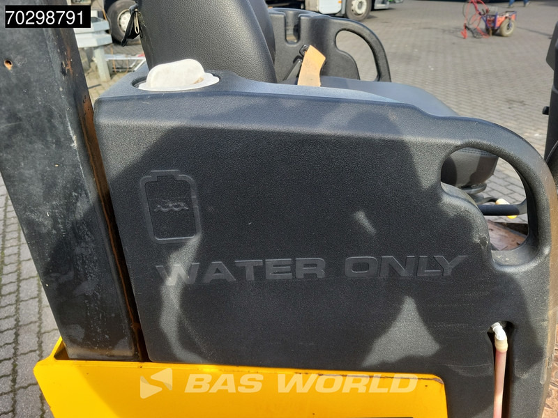 Jyrä JCB CT260-120: kuva Jyrä JCB CT260-120