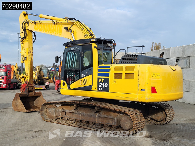 Komatsu PC210 LC-10 - Telakaivukone: kuva Komatsu PC210 LC-10 - Telakaivukone Komatsu PC210 LC-10 - Telakaivukone: kuva Komatsu PC210 LC-10 - Telakaivukone