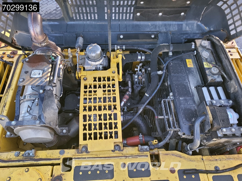 Telakaivukone Komatsu PC240 LC-10: kuva Telakaivukone Komatsu PC240 LC-10 Telakaivukone Komatsu PC240 LC-10: kuva Telakaivukone Komatsu PC240 LC-10