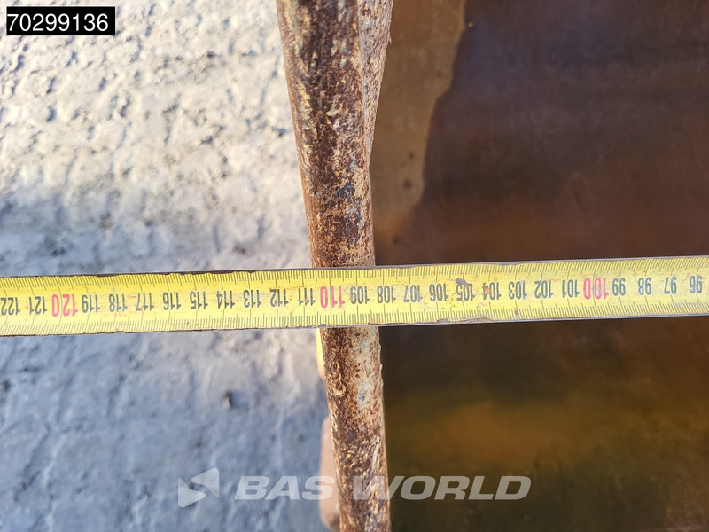 Telakaivukone Komatsu PC240 LC-10: kuva Telakaivukone Komatsu PC240 LC-10 Telakaivukone Komatsu PC240 LC-10: kuva Telakaivukone Komatsu PC240 LC-10