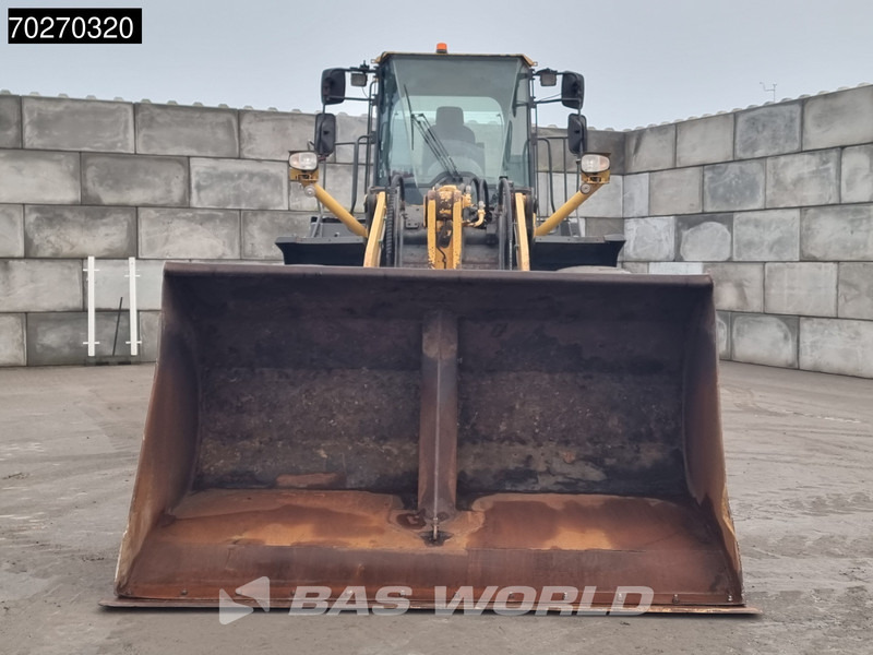 Komatsu WA380-6 - Pyöräkuormaaja: kuva Komatsu WA380-6 - Pyöräkuormaaja Komatsu WA380-6 - Pyöräkuormaaja: kuva Komatsu WA380-6 - Pyöräkuormaaja
