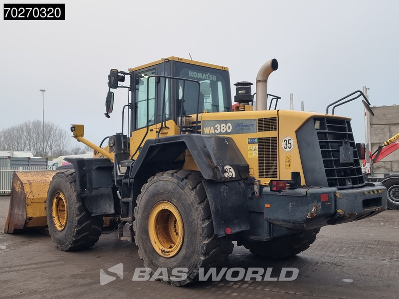 Komatsu WA380-6 - Pyöräkuormaaja: kuva Komatsu WA380-6 - Pyöräkuormaaja Komatsu WA380-6 - Pyöräkuormaaja: kuva Komatsu WA380-6 - Pyöräkuormaaja