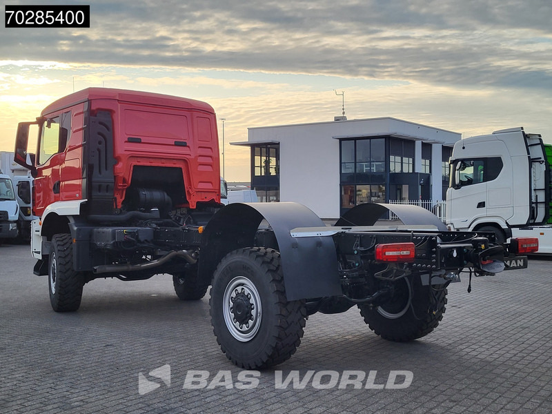 MAN TGM 18.250 4X4 New! Steelsuspension Big-Axle Automatic Euro 6 - Kuorma-auto alusta: kuva MAN TGM 18.250 4X4 New! Steelsuspension Big-Axle Automatic Euro 6 - Kuorma-auto alusta MAN TGM 18.250 4X4 New! Steelsuspension Big-Axle Automatic Euro 6 - Kuorma-auto alusta: kuva MAN TGM 18.250 4X4 New! Steelsuspension Big-Axle Automatic Euro 6 - Kuorma-auto alusta