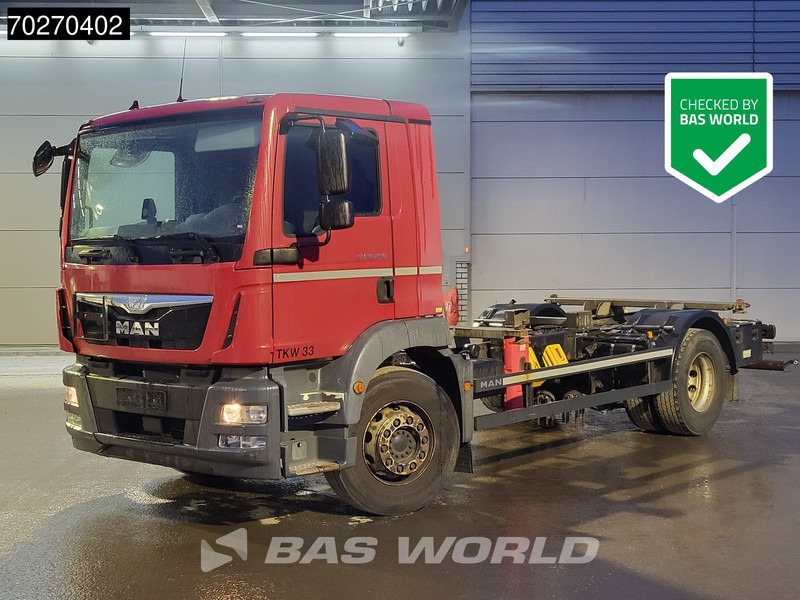 MAN TGM 18.290 4X2 ADR PTO German Truck Manual Euro 6 - Konttialus/ Vaihtokuormatilat kuorma-auto: kuva MAN TGM 18.290 4X2 ADR PTO German Truck Manual Euro 6 - Konttialus/ Vaihtokuormatilat kuorma-auto MAN TGM 18.290 4X2 ADR PTO German Truck Manual Euro 6 - Konttialus/ Vaihtokuormatilat kuorma-auto: kuva MAN TGM 18.290 4X2 ADR PTO German Truck Manual Euro 6 - Konttialus/ Vaihtokuormatilat kuorma-auto