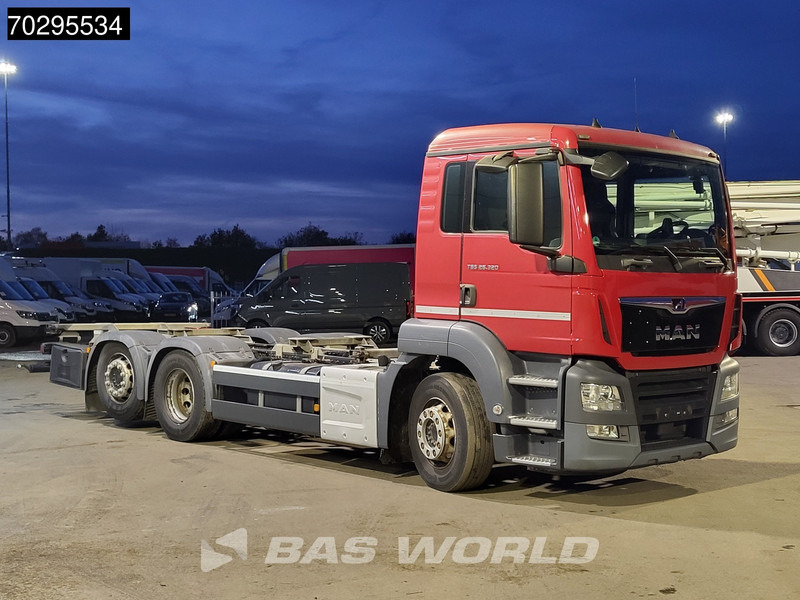 MAN TGS 26.320 6X2 ADR BDF Lift + Steering Axle Euro 6 - Konttialus/ Vaihtokuormatilat kuorma-auto: kuva MAN TGS 26.320 6X2 ADR BDF Lift + Steering Axle Euro 6 - Konttialus/ Vaihtokuormatilat kuorma-auto MAN TGS 26.320 6X2 ADR BDF Lift + Steering Axle Euro 6 - Konttialus/ Vaihtokuormatilat kuorma-auto: kuva MAN TGS 26.320 6X2 ADR BDF Lift + Steering Axle Euro 6 - Konttialus/ Vaihtokuormatilat kuorma-auto