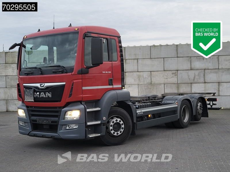 MAN TGS 26.320 TGS 6X2 ADR BDF Lift + Steering Axle Euro 6 - Konttialus/ Vaihtokuormatilat kuorma-auto: kuva MAN TGS 26.320 TGS 6X2 ADR BDF Lift + Steering Axle Euro 6 - Konttialus/ Vaihtokuormatilat kuorma-auto MAN TGS 26.320 TGS 6X2 ADR BDF Lift + Steering Axle Euro 6 - Konttialus/ Vaihtokuormatilat kuorma-auto: kuva MAN TGS 26.320 TGS 6X2 ADR BDF Lift + Steering Axle Euro 6 - Konttialus/ Vaihtokuormatilat kuorma-auto