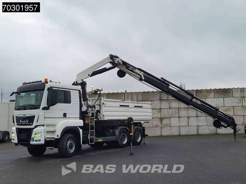 MAN TGS 33.420 6X6 Palfinger PK33002 EH Crane 12m3 tipper Manual Retarder Big-Axle Euro 6 - Kippiauto kuorma-auto, Nosturiauto: kuva MAN TGS 33.420 6X6 Palfinger PK33002 EH Crane 12m3 tipper Manual Retarder Big-Axle Euro 6 - Kippiauto kuorma-auto, Nosturiauto MAN TGS 33.420 6X6 Palfinger PK33002 EH Crane 12m3 tipper Manual Retarder Big-Axle Euro 6 - Kippiauto kuorma-auto, Nosturiauto: kuva MAN TGS 33.420 6X6 Palfinger PK33002 EH Crane 12m3 tipper Manual Retarder Big-Axle Euro 6 - Kippiauto kuorma-auto, Nosturiauto