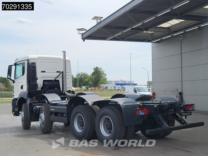 MAN TGS 41.400 8X4 New 8x4 chassis Engine PTO Steelsuspension Big-Axle Manual Euro 2 - Kuorma-auto alusta: kuva MAN TGS 41.400 8X4 New 8x4 chassis Engine PTO Steelsuspension Big-Axle Manual Euro 2 - Kuorma-auto alusta MAN TGS 41.400 8X4 New 8x4 chassis Engine PTO Steelsuspension Big-Axle Manual Euro 2 - Kuorma-auto alusta: kuva MAN TGS 41.400 8X4 New 8x4 chassis Engine PTO Steelsuspension Big-Axle Manual Euro 2 - Kuorma-auto alusta
