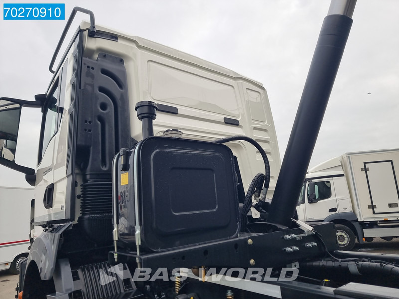 MAN TGS 41.480 8X8 8x8 20m3 tipper tarpaulin Manual Big-axle Euro 6 - Kippiauto kuorma-auto: kuva MAN TGS 41.480 8X8 8x8 20m3 tipper tarpaulin Manual Big-axle Euro 6 - Kippiauto kuorma-auto MAN TGS 41.480 8X8 8x8 20m3 tipper tarpaulin Manual Big-axle Euro 6 - Kippiauto kuorma-auto: kuva MAN TGS 41.480 8X8 8x8 20m3 tipper tarpaulin Manual Big-axle Euro 6 - Kippiauto kuorma-auto