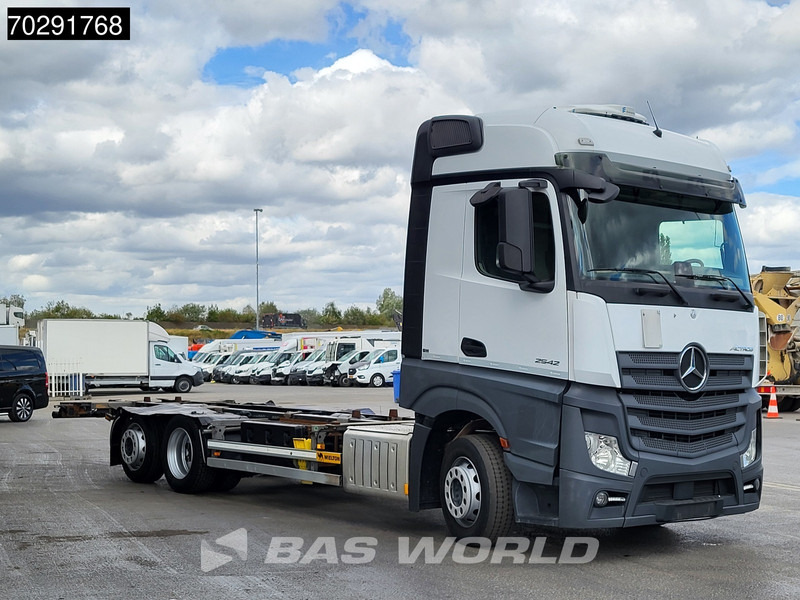 Mercedes-Benz Actros 2542 Actros 6X2 BDF Full air suspension BigSpace Standklima Automatic Euro 6 - Konttialus/ Vaihtokuormatilat kuorma-auto: kuva Mercedes-Benz Actros 2542 Actros 6X2 BDF Full air suspension BigSpace Standklima Automatic Euro 6 - Konttialus/ Vaihtokuormatilat kuorma-auto Mercedes-Benz Actros 2542 Actros 6X2 BDF Full air suspension BigSpace Standklima Automatic Euro 6 - Konttialus/ Vaihtokuormatilat kuorma-auto: kuva Mercedes-Benz Actros 2542 Actros 6X2 BDF Full air suspension BigSpace Standklima Automatic Euro 6 - Konttialus/ Vaihtokuormatilat kuorma-auto