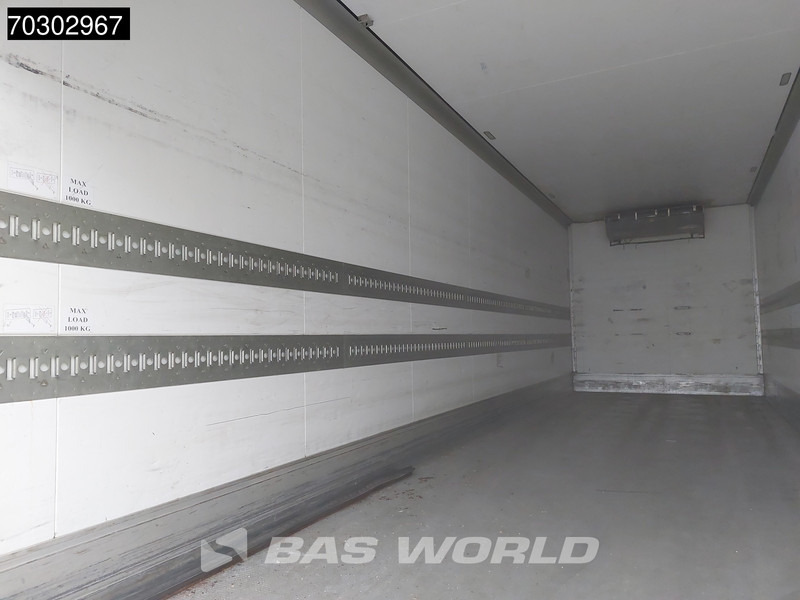 Mercedes-Benz Antos 2532 Antos 6X2 Carrier Supra 850 Nordic Automatic Euro 6 - Refrigeraattori kuorma-auto: kuva Mercedes-Benz Antos 2532 Antos 6X2 Carrier Supra 850 Nordic Automatic Euro 6 - Refrigeraattori kuorma-auto Mercedes-Benz Antos 2532 Antos 6X2 Carrier Supra 850 Nordic Automatic Euro 6 - Refrigeraattori kuorma-auto: kuva Mercedes-Benz Antos 2532 Antos 6X2 Carrier Supra 850 Nordic Automatic Euro 6 - Refrigeraattori kuorma-auto