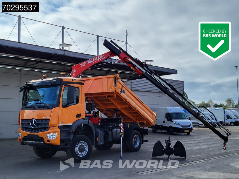 Mercedes-Benz Arocs 1835 4X4 4x4 Fassi F135AC.0.24 Crane Kran Meiller 3-Way Tipper Big-Axle - Kippiauto kuorma-auto, Nosturiauto: kuva Mercedes-Benz Arocs 1835 4X4 4x4 Fassi F135AC.0.24 Crane Kran Meiller 3-Way Tipper Big-Axle - Kippiauto kuorma-auto, Nosturiauto Mercedes-Benz Arocs 1835 4X4 4x4 Fassi F135AC.0.24 Crane Kran Meiller 3-Way Tipper Big-Axle - Kippiauto kuorma-auto, Nosturiauto: kuva Mercedes-Benz Arocs 1835 4X4 4x4 Fassi F135AC.0.24 Crane Kran Meiller 3-Way Tipper Big-Axle - Kippiauto kuorma-auto, Nosturiauto
