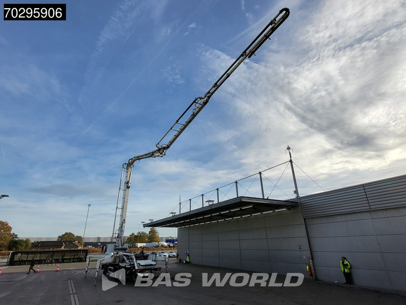 Mercedes-Benz Arocs 2640 6X4 36mtr CIFA K36L-HP168EC 4 arm Automatic Big-Axle Steelsuspension Euro 6 - Betonipumppuauto: kuva Mercedes-Benz Arocs 2640 6X4 36mtr CIFA K36L-HP168EC 4 arm Automatic Big-Axle Steelsuspension Euro 6 - Betonipumppuauto Mercedes-Benz Arocs 2640 6X4 36mtr CIFA K36L-HP168EC 4 arm Automatic Big-Axle Steelsuspension Euro 6 - Betonipumppuauto: kuva Mercedes-Benz Arocs 2640 6X4 36mtr CIFA K36L-HP168EC 4 arm Automatic Big-Axle Steelsuspension Euro 6 - Betonipumppuauto