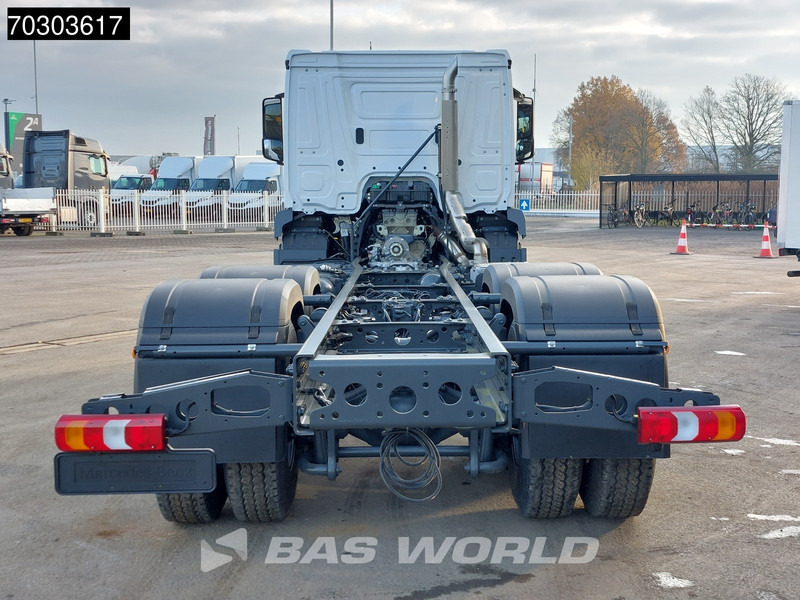 Mercedes-Benz Arocs 3340 6X4 NEW EURO 5 Chassis Steel Suspension Big-Axle Automatic - Kuorma-auto alusta: kuva Mercedes-Benz Arocs 3340 6X4 NEW EURO 5 Chassis Steel Suspension Big-Axle Automatic - Kuorma-auto alusta Mercedes-Benz Arocs 3340 6X4 NEW EURO 5 Chassis Steel Suspension Big-Axle Automatic - Kuorma-auto alusta: kuva Mercedes-Benz Arocs 3340 6X4 NEW EURO 5 Chassis Steel Suspension Big-Axle Automatic - Kuorma-auto alusta