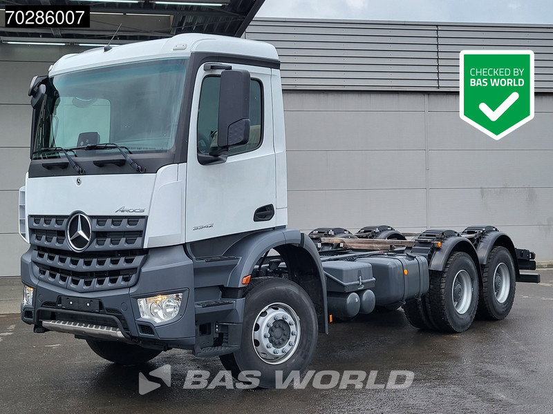 Mercedes-Benz Arocs 3342 6X4 NEW 6x4 chassis Big-Axle Automatic Steel suspension Euro 3 - Kuorma-auto alusta: kuva Mercedes-Benz Arocs 3342 6X4 NEW 6x4 chassis Big-Axle Automatic Steel suspension Euro 3 - Kuorma-auto alusta Mercedes-Benz Arocs 3342 6X4 NEW 6x4 chassis Big-Axle Automatic Steel suspension Euro 3 - Kuorma-auto alusta: kuva Mercedes-Benz Arocs 3342 6X4 NEW 6x4 chassis Big-Axle Automatic Steel suspension Euro 3 - Kuorma-auto alusta
