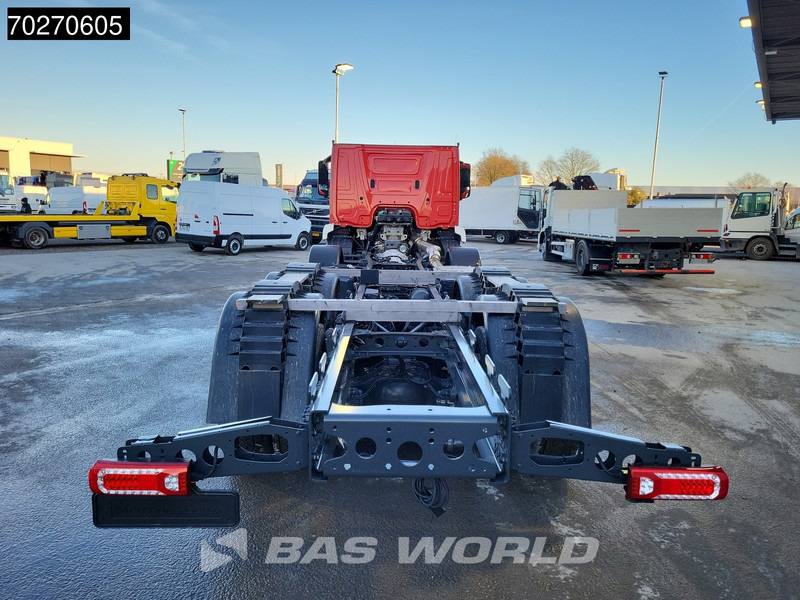Mercedes-Benz Arocs 4843 8X4 NEW chassis RHD! Steel suspension Automatic Euro 6 - Kuorma-auto alusta: kuva Mercedes-Benz Arocs 4843 8X4 NEW chassis RHD! Steel suspension Automatic Euro 6 - Kuorma-auto alusta Mercedes-Benz Arocs 4843 8X4 NEW chassis RHD! Steel suspension Automatic Euro 6 - Kuorma-auto alusta: kuva Mercedes-Benz Arocs 4843 8X4 NEW chassis RHD! Steel suspension Automatic Euro 6 - Kuorma-auto alusta