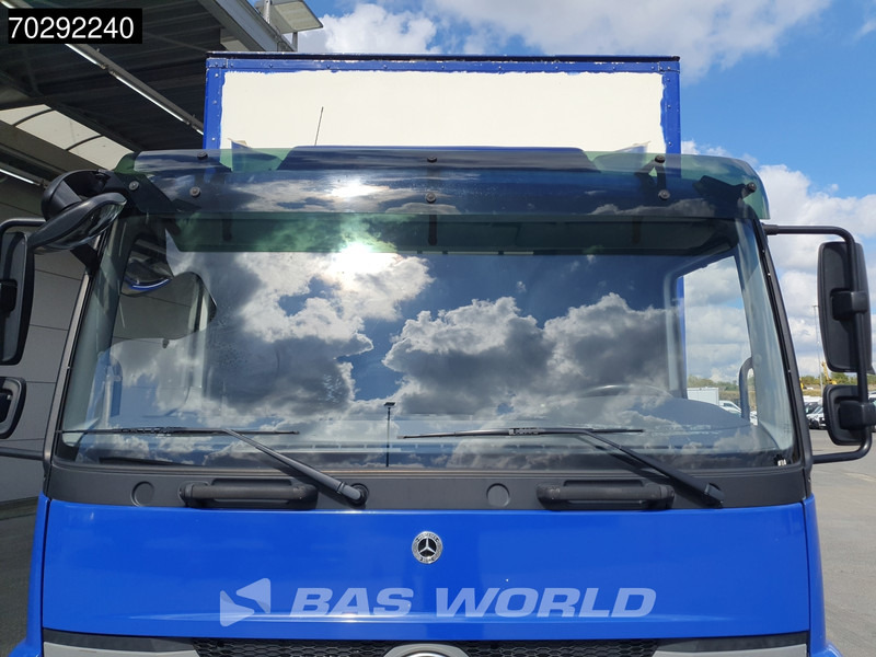 Umpikori kuorma-auto Mercedes-Benz Atego 1018 Atego 4X2 NL-Truck Manual Ladebordwand Euro 5: kuva Umpikori kuorma-auto Mercedes-Benz Atego 1018 Atego 4X2 NL-Truck Manual Ladebordwand Euro 5