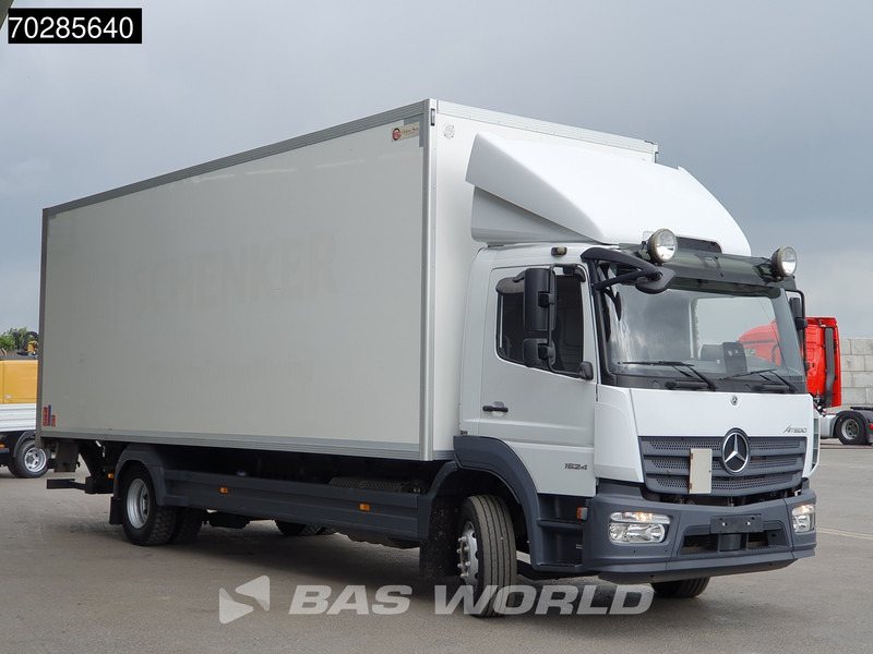 Umpikori kuorma-auto Mercedes-Benz Atego 1524 Atego 4X2 15t 6-Cyllnder Tail Gate Automatic Euro 6: kuva Umpikori kuorma-auto Mercedes-Benz Atego 1524 Atego 4X2 15t 6-Cyllnder Tail Gate Automatic Euro 6