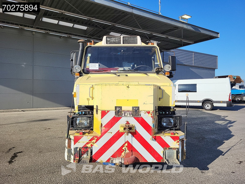 Leasing Mercedes-Benz Unimog 1650 4X4 Assaloni Vaccuum truck 4x4 Railway Manual Euro 2 Mercedes-Benz Unimog 1650 4X4 Assaloni Vaccuum truck 4x4 Railway Manual Euro 2: kuva Leasing Mercedes-Benz Unimog 1650 4X4 Assaloni Vaccuum truck 4x4 Railway Manual Euro 2 Mercedes-Benz Unimog 1650 4X4 Assaloni Vaccuum truck 4x4 Railway Manual Euro 2